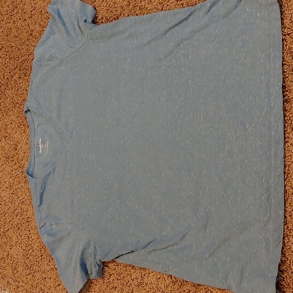 Basic tee - Picture 1 of 2